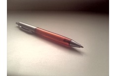 Simple, comfortable, good writing pen solution